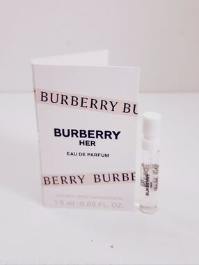 ⭐4/$15 Burberry Her